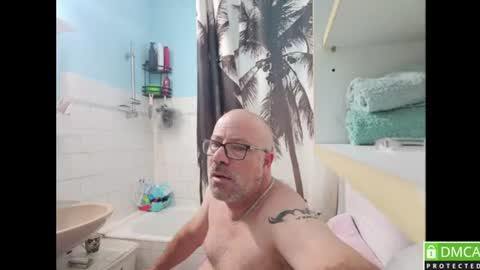 Snapshot of _joker69_ chatting on 06-25-26, 02:11 Joker online show from 06-25-26, 02:11