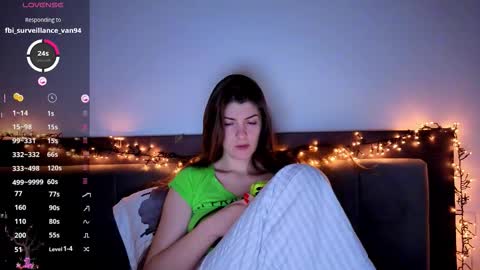 _just_a_simple_girl online show from 03-12-26, 08:42