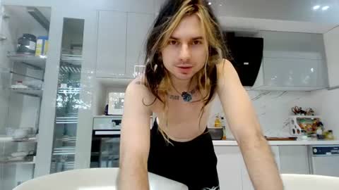 Snapshot of _just_funk_ chatting on 06-15-26, 11:51 My song - online show from 06-15-26, 11:51