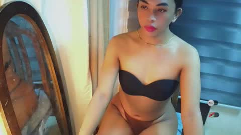 Snapshot of _karie_ chatting on 05-16-26, 03:58 _karie_ online show from 05-16-26, 03:58