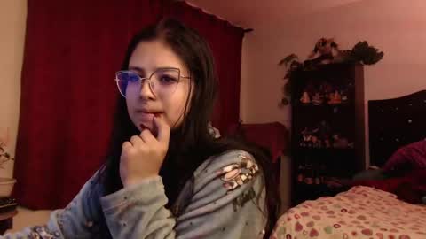 Snapshot of _kat_sweet chatting on 03-12-25, 02:09 Cata online show from 03-12-25, 02:09