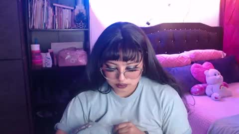 Snapshot of _kat_sweet chatting on 07-15-26, 01:27 Cata online show from 07-15-26, 01:27
