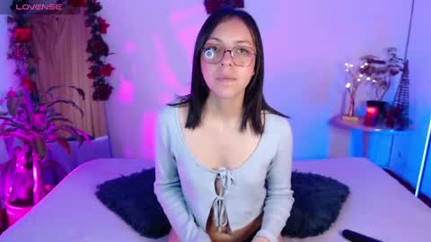 Snapshot of _kathy_and_myke chatting on 12-02-24, 12:41 Kathy and Myke online show from 12-02-24, 12:41