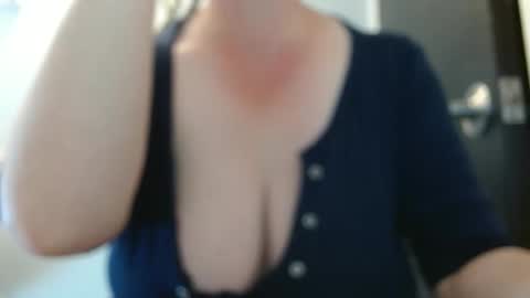 Keiila online show from 11-25-25, 02:22