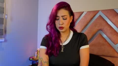 kelly online show from 11-14-25, 01:32