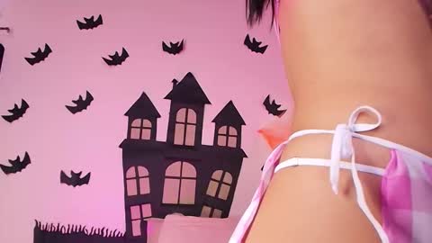 Kendall online show from 10-31-25, 11:55