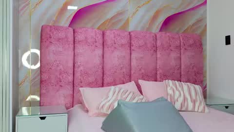 Kendall online show from 03-03-26, 12:11