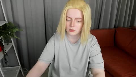 Li online show from 09-18-25, 09:06