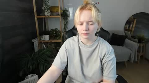 Li online show from 10-02-25, 08:38