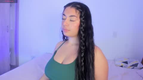 _kimtorres_1 online show from 07-11-26, 01:47