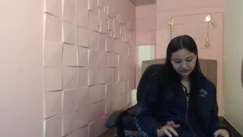 Snapshot of _kita chatting on 10-26-25, 01:50 Jalina online show from 10-26-25, 01:50