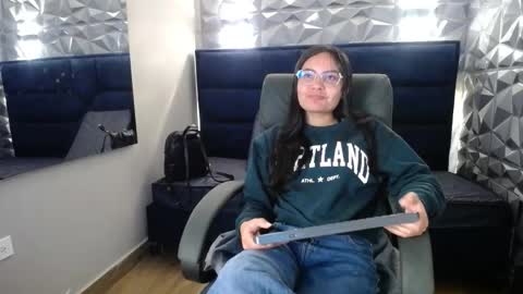 Snapshot of _kita chatting on 11-25-25, 11:54 Jalina online show from 11-25-25, 11:54