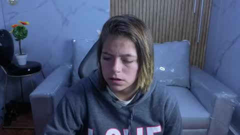 _kitten_1 online show from 05-02-26, 03:33
