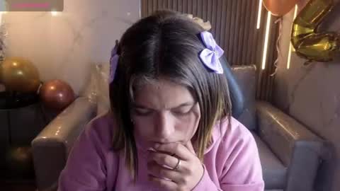 Snapshot of _kitten_1 chatting on 07-09-26, 01:53 _kitten_1 online show from 07-09-26, 01:53
