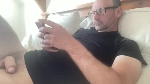 Kiwi online show from 11-28-25, 09:39