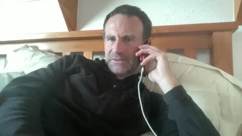 Snapshot of _kiwi_cock chatting on 06-13-26, 04:21 Kiwi online show from 06-13-26, 04:21