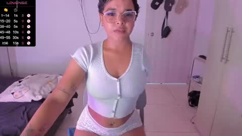  koriinn  online show from 07-08-26, 06:23