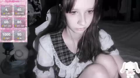  kuro  online show from 03-17-26, 04:43