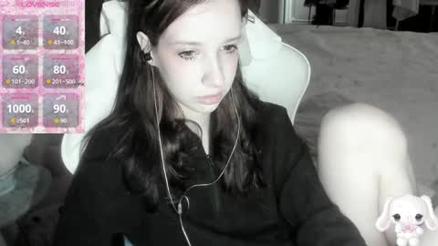  kuro  online show from 04-06-26, 07:09