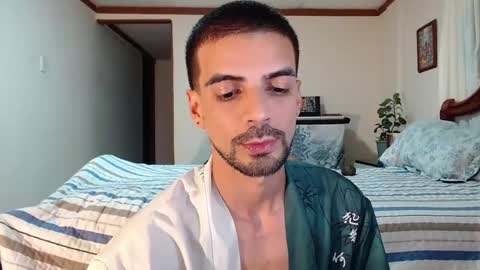 KURT online show from 04-17-26, 01:52