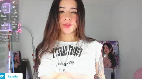 Kylie online show from 12-13-24, 03:38