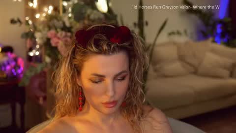Snapshot of _lady__m_ chatting on 04-30-26, 07:53 _lady__m_ online show from 04-30-26, 07:53