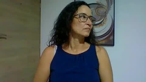 SANDRA online show from 09-23-25, 05:21