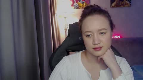 _lalune_ online show from 10-25-25, 09:06