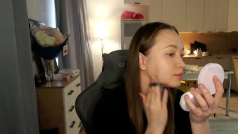 _lalune_ online show from 04-13-26, 11:27