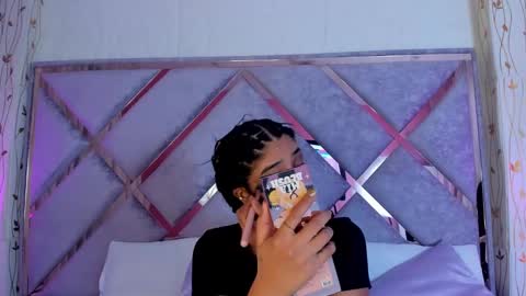 Lanna  online show from 03-07-25, 11:51