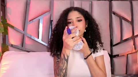 Lanna  online show from 04-09-26, 11:37