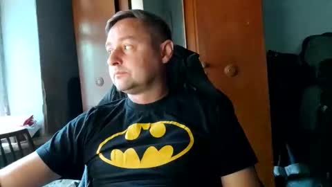 Snapshot of _lastjedi_ chatting on 10-14-25, 11:44 OBI-WAN online show from 10-14-25, 11:44