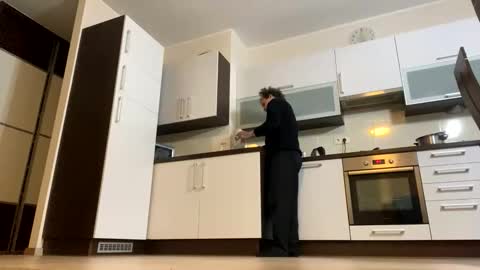 Layne online show from 01-15-26, 04:00