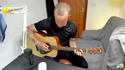 Layne online show from 05-31-26, 03:19