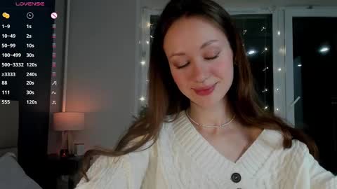 Snapshot of _leksi_ chatting on 12-13-24, 08:26 leksi online show from 12-13-24, 08:26