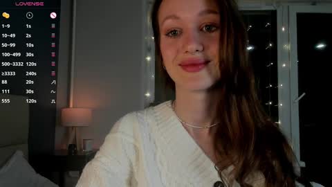 Snapshot of _leksi_ chatting on 12-14-24, 10:07 leksi online show from 12-14-24, 10:07