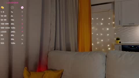 Snapshot of _leksi_ chatting on 02-25-25, 06:47 leksi online show from 02-25-25, 06:47