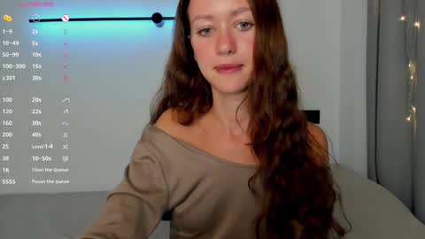 Snapshot of _leksi_ chatting on 09-19-25, 07:03 leksi online show from 09-19-25, 07:03