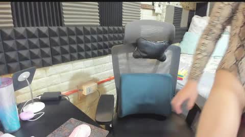 lexie online show from 04-06-26, 04:46