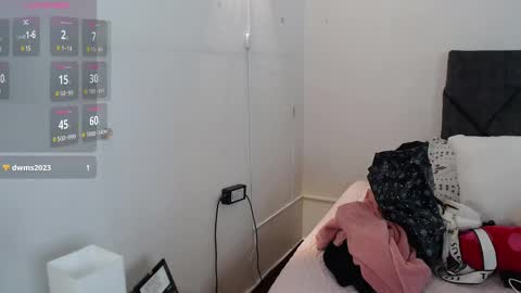Snapshot of _lili_rose chatting on 02-10-25, 08:42 Lili online show from 02-10-25, 08:42