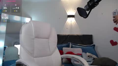 Snapshot of _lili_rose chatting on 02-21-25, 09:11 Lili online show from 02-21-25, 09:11