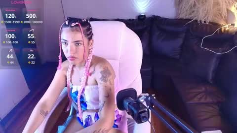 Snapshot of _lili_rose chatting on 03-03-25, 10:42 Lili online show from 03-03-25, 10:42