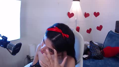 Snapshot of _lili_rose chatting on 03-10-25, 08:56 Lili online show from 03-10-25, 08:56