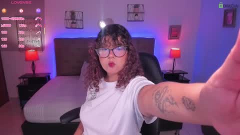 Liily online show from 03-06-25, 01:57
