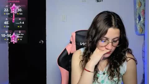 Snapshot of _lindasy_ chatting on 05-11-26, 03:12 Lindasy online show from 05-11-26, 03:12