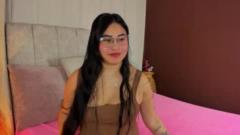 Ivy 3 online show from 10-24-25, 07:21