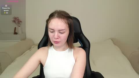  My name is lina Lush is activePrivate is Open online show from 04-18-26, 05:17