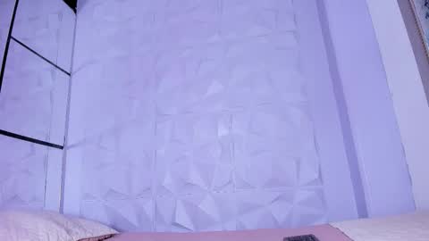 Anna online show from 10-31-25, 12:06