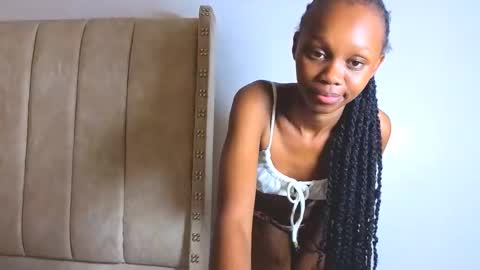 Littlevenus online show from 11-11-25, 12:54