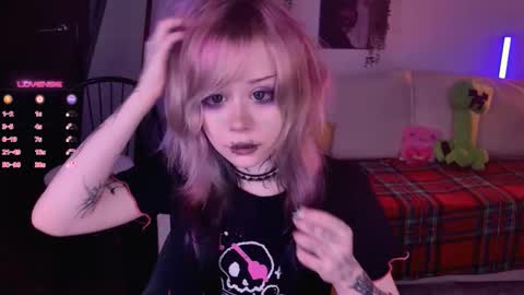 Lolly online show from 11-30-25, 09:57